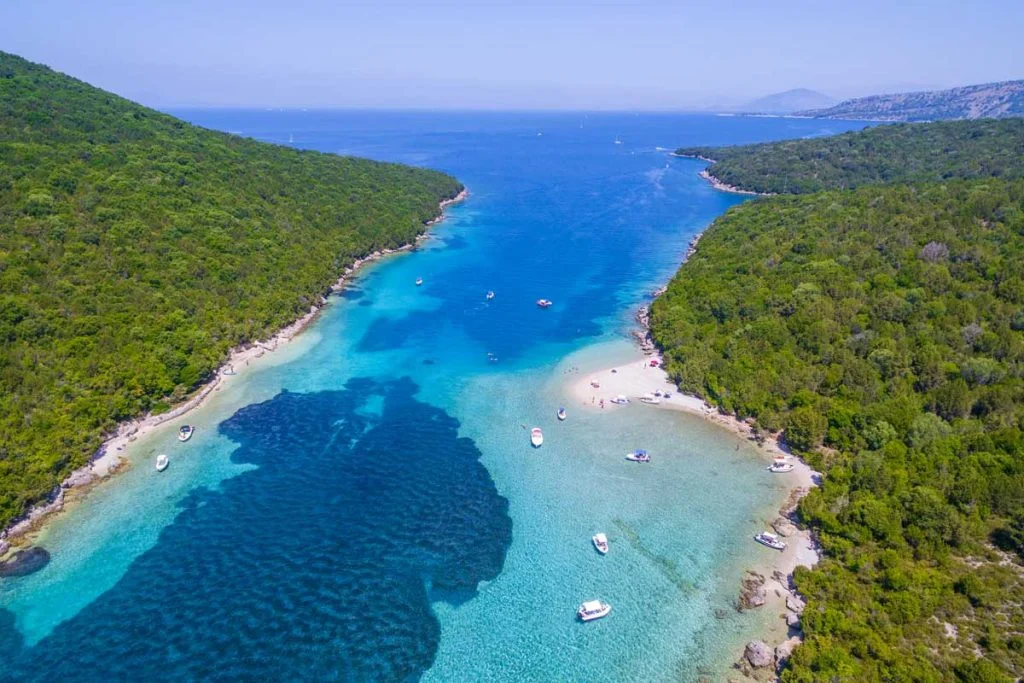 boats allegria,exclusive yacht vacationsDiapori Beach, Sivota , turquoise beach, crystal clear water, turquoise water, inflatable boat,rib boat,boat trip,sea excursion, sandy beach,canvas by mitsis,messonghi,Moraitika, olivar suites